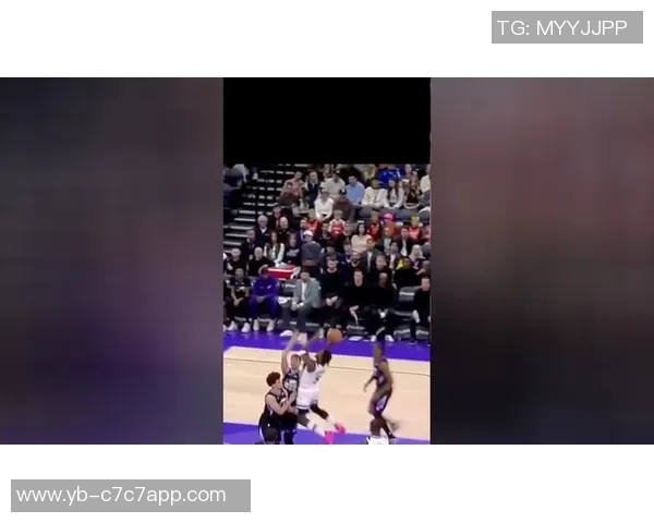 爱德华兹称赞戈贝尔接球能力提升现已能接几乎所有传球